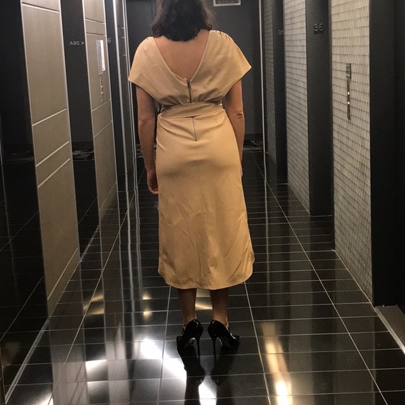 NWT❤️Alice +Olivia Vegan midi dress - Picture 5 of 15